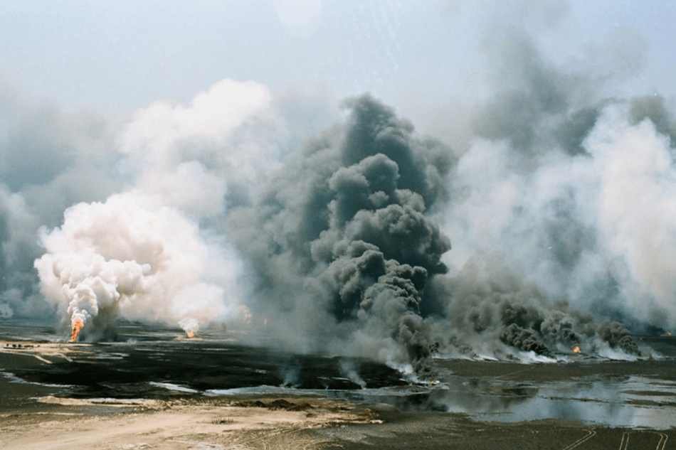 Black smoke resulting from a bombing. Caption: Impact of War on the Environment Author: Sayedqudrathashimy1991 Source: Wikimedia Commons
